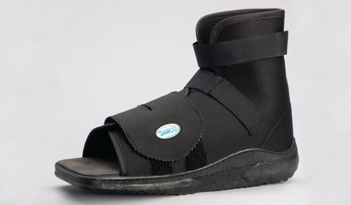 Slimline Cast Boot Black Square-Toe Adult Large