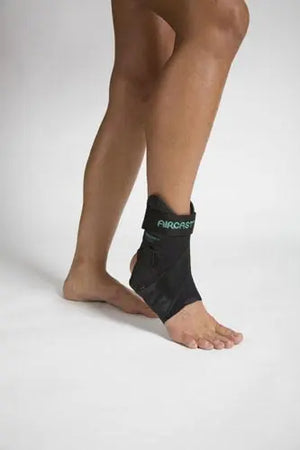 AirSport Ankle Brace Medium Right M 7.5-11  W 9-12.5 Movility LLC- CM
