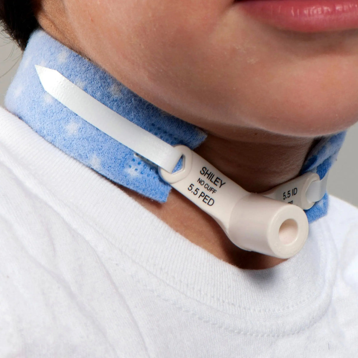 Dale® PediStars™ Tracheostomy Tube Holder PediPrints®