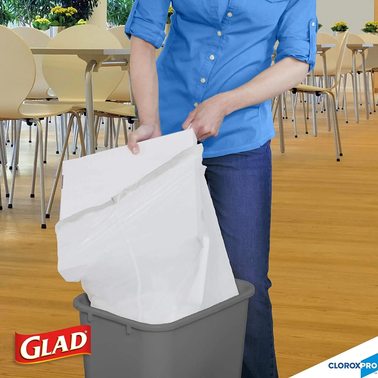 Glad® ForceFlex™ Trash Bag CloroxPro® Glad® ForceFlex Tall Kitchen