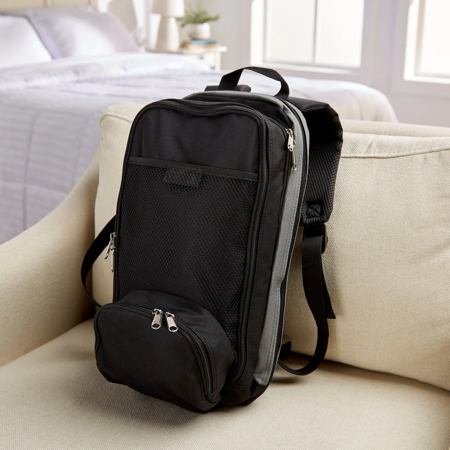 McKesson Feeding Pump Backpack for Two 1000-mL Bags for the Kangaroo™ Dual Flush System McKesson