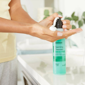McKesson Rinse-Free Body Wash, Cucumber Melon Scent, 9 oz Pump Bottle McKesson